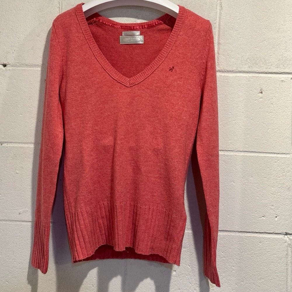 Old Navy Perfect Fit cvneck sweater red wool blend pullover size S